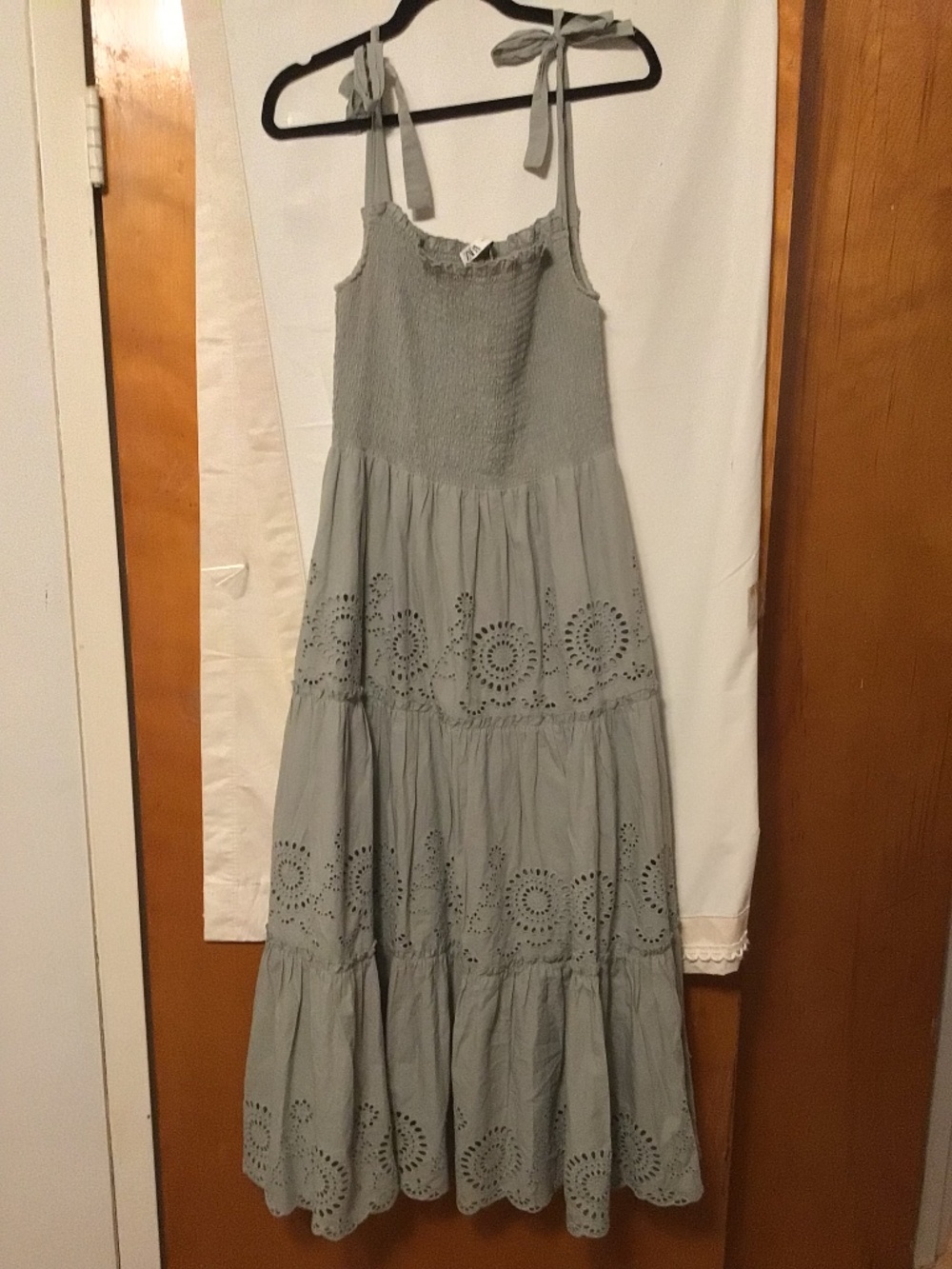 Zara smocked chest tiered casual boho summer eyelet midi dress SZ L